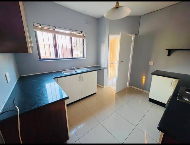 2 BEDROOM FLAT TO LET IN WINDERMERE